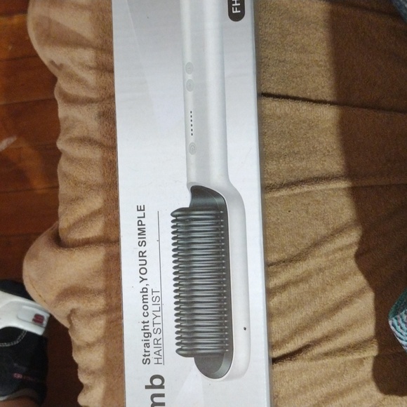 Straighting comb brush - Picture 2 of 4